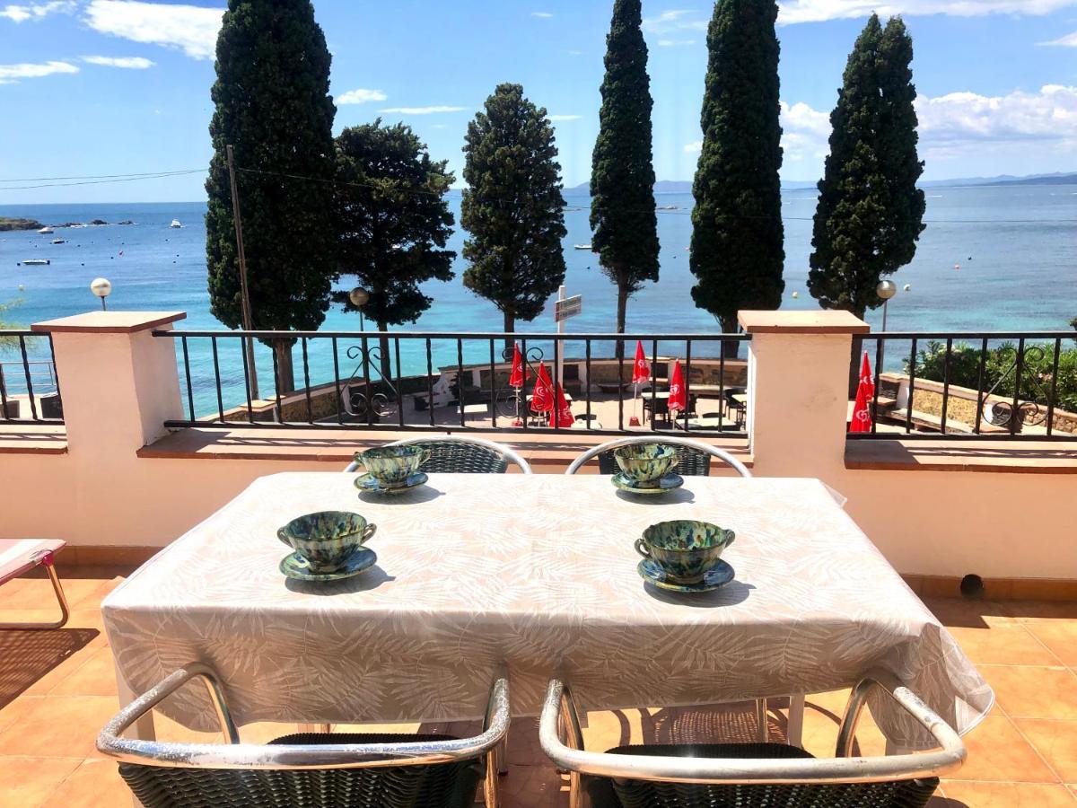 Appartamento Pere Rahola - En La Playa De Canyelles Con Vistas Esplendidas - Terraza - Wifi *